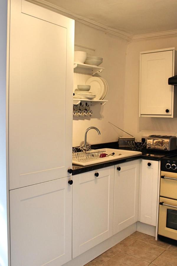 Clan Ross - 3 Bed, Spacious Georgian Home Stirling Bagian luar foto
