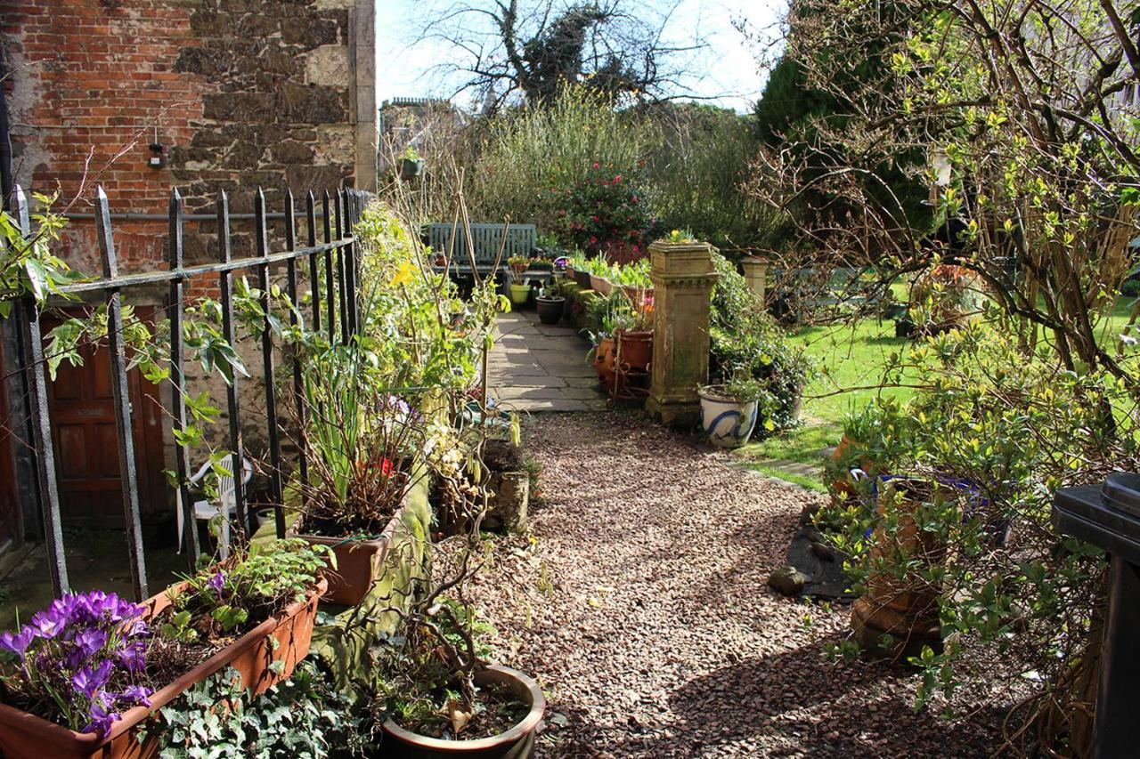 Clan Ross - 3 Bed, Spacious Georgian Home Stirling Bagian luar foto